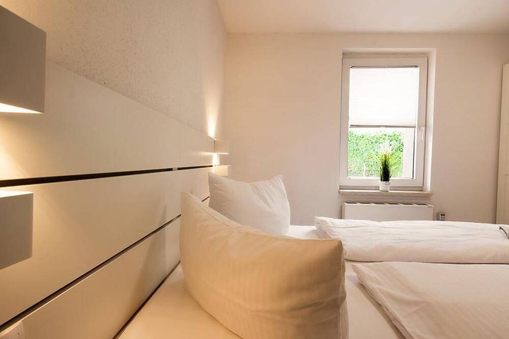 Ganze Wohnung, Appartement Zeitlos - Feriendorf Slawitsch in Bad Sulza, Weimarer Land