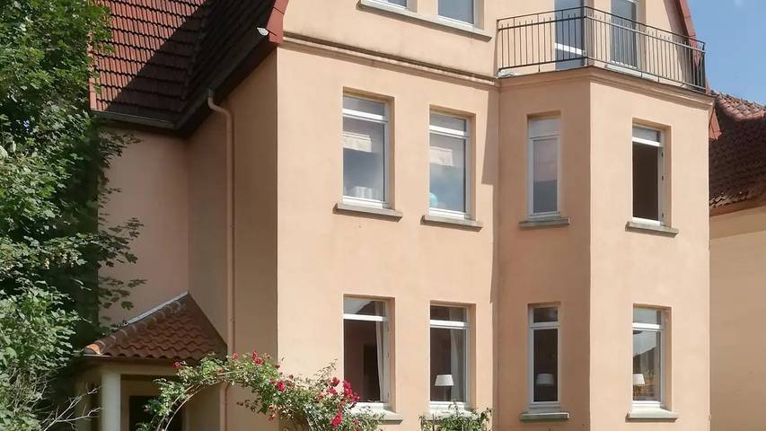 Ferienwohnung für 4 Personen, mit Balkon und Terrasse sowie Garten in Detmold - 2
