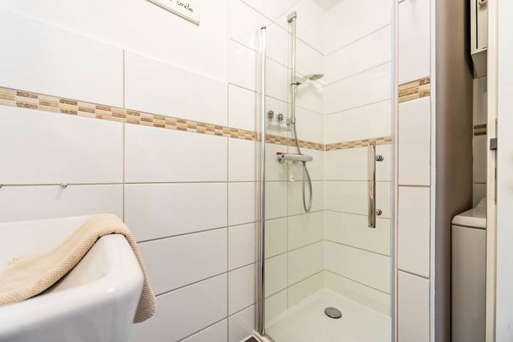 Ferienwohnung für 3 Personen, mit Seeblick und Balkon in Zwischenahner Meer - 4