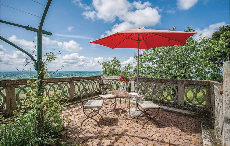 Encantador 2BR Apartamento cerca de Alfiano Natta in Alfiano Natta, Provincia d'Alessandria