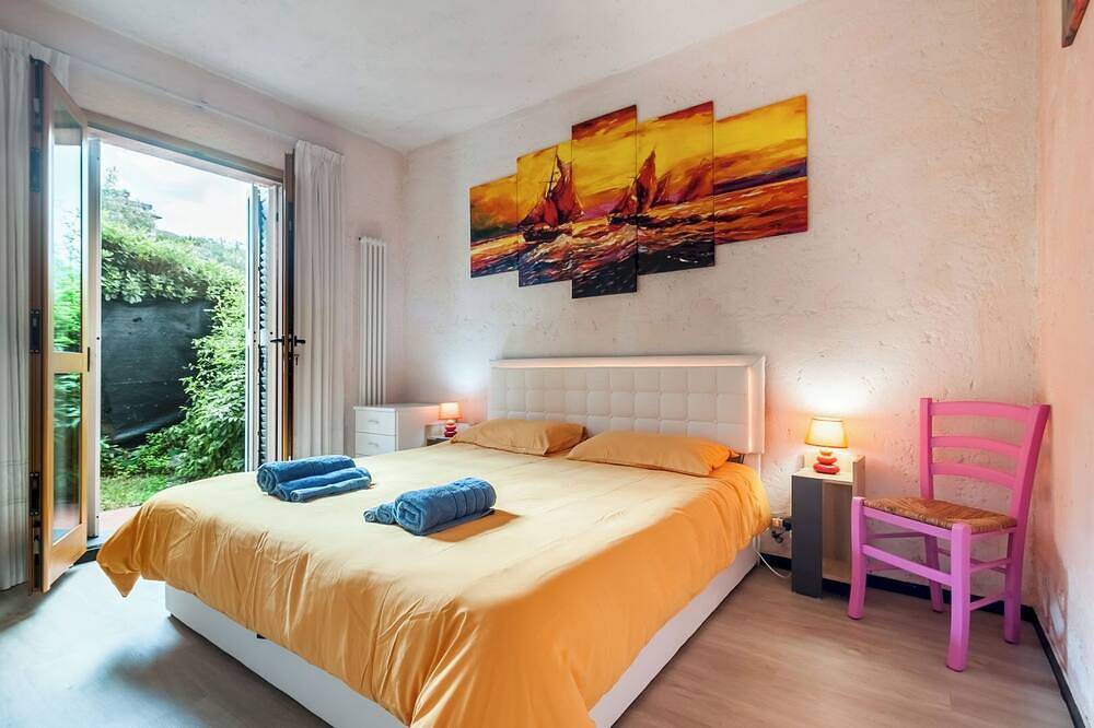 [Spacious +sea view with garden] in Arenzano, Riviera di Ponente