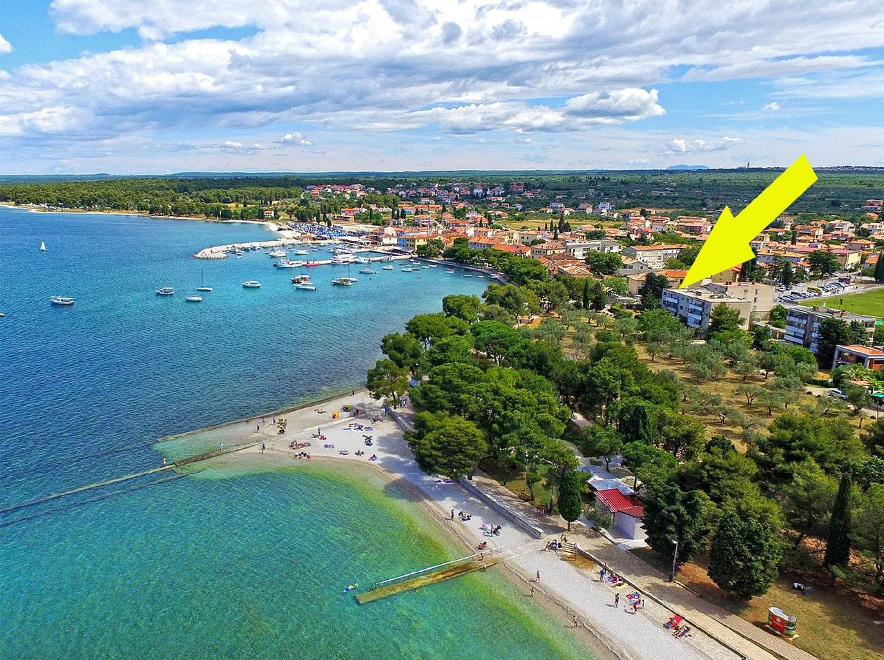 Entire holiday apartment, Holiday apartment for 4 people with terrace in Fazana, Southcoast Istria