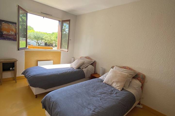 Location de vacances pour 6 personnes, avec jardin à Saint-André-de-Cruzières - 2