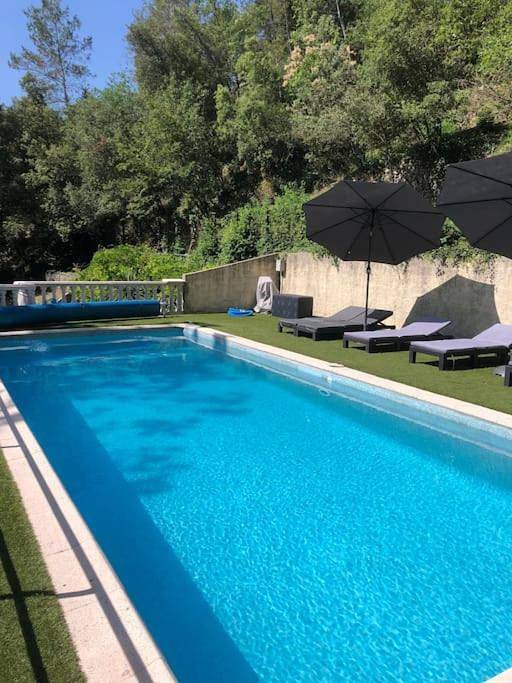 Three-Bedroom Villa in Gilette, Côte méditerranéenne (France)
