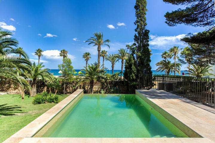 Villa pour 8 personnes, avec terrasse et piscine à Miami Platja - 2