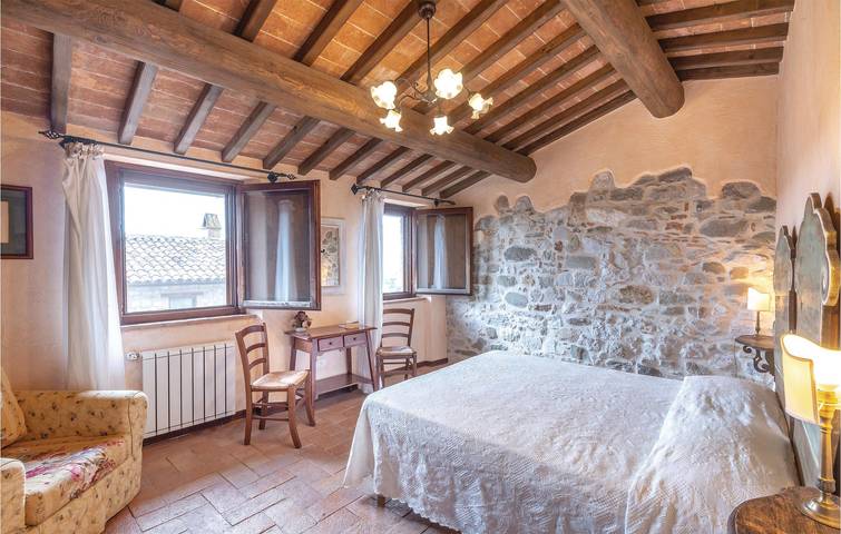 Appartamento intero, Ritiro in riva al fiume con piscina e parcheggio in Todi, Perugia e dintorni