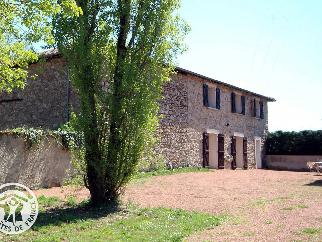 Gîte spacieux de charme à proximité de St Haon le Vieux in Saint-Haon-le-Vieux, Région de Roanne