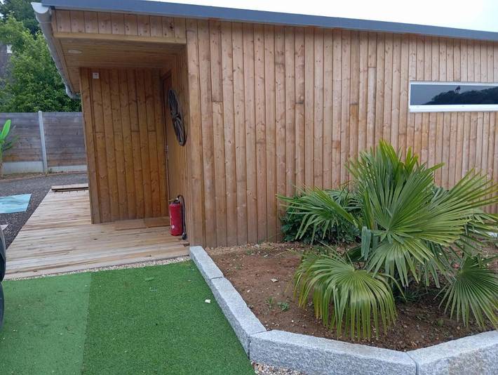 Location de vacances pour 4 personnes, avec Jacuzzi et Terrasse ainsi que Jardin et Vue dans l' Eure
