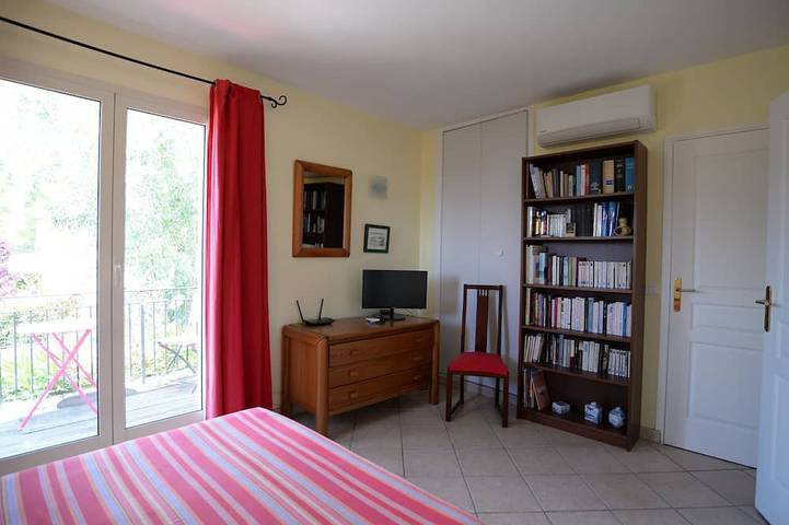 Location de vacances pour 6 personnes, avec balcon et jardin à La Roquette-sur-Siagne - 4