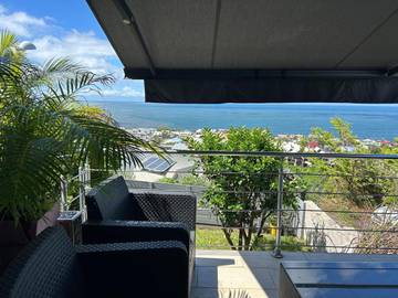 Gîte pour 2 personnes, avec balcon et vue dans Grands-Bois