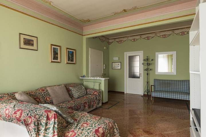 Ferienwohnung für 6 Personen, mit Balkon in Modena