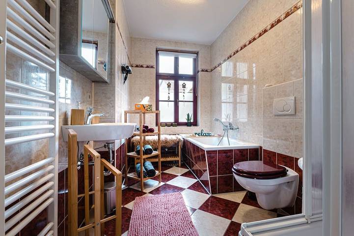 Ganze Wohnung, FeWo \"Schwarzes Gold\" mit 70m² für bis zu 5 Gäste in Naumburg, Saale-Unstrut