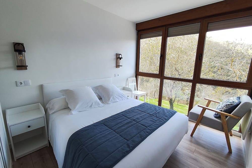 Ganze Wohnung, Apartment with views to the Picos de Europa 4 pax - 1 in Vega de Liébana, Cordillera Cantábrica