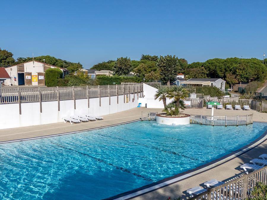 Flower Camping Le Platin - La Redoute - Mobile home 4 persons - Homeflower Premium Pmr 29m² - 2 bedrooms - Terrace - Tv - Air conditioning - Plancha in Ile de Re