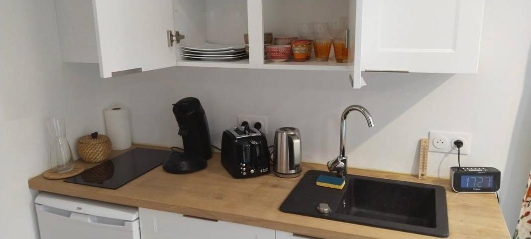 Gîte pour 2 personnes, avec terrasse et jardin à Marboz - 2