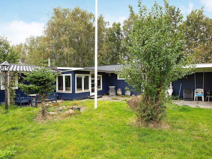 Ferienhaus für 8 Personen, mit Terrasse in Lolland
