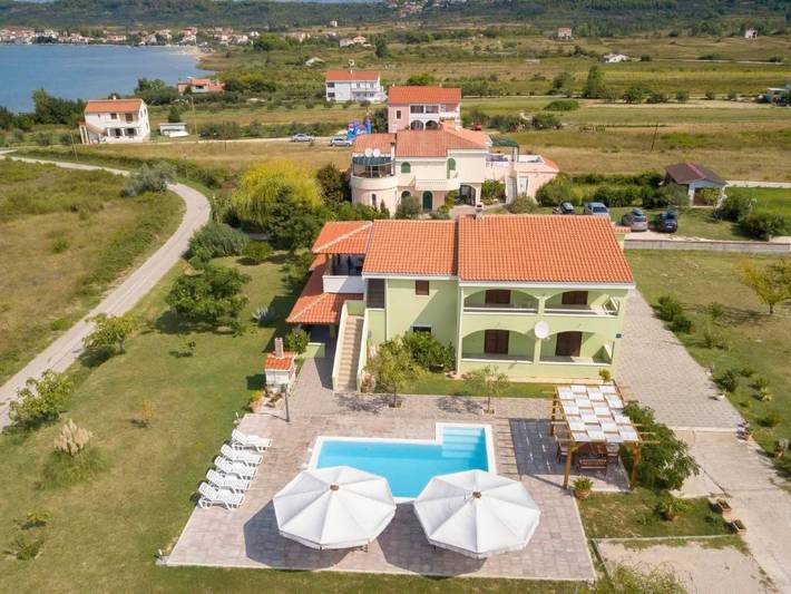 Ganze Wohnung, Wohnung mit Whirlpool in Ljubač (Dalmatien), Zadar