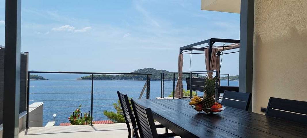 Villa pour 4 personnes, avec piscine ainsi que vue et vue sur l’océan en Korcula - 4