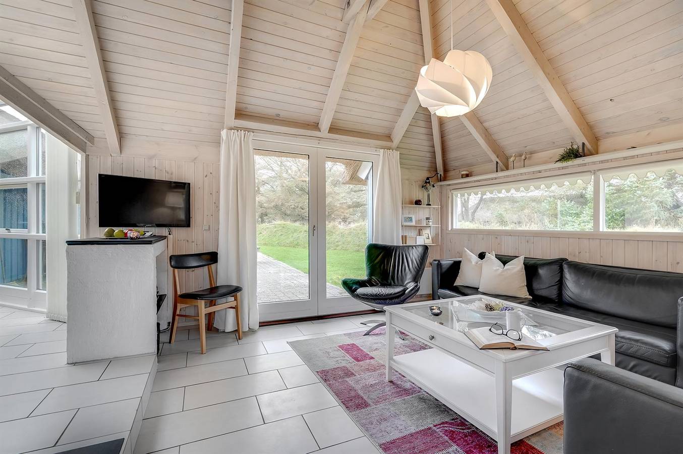 Stunning home in Vejers Strand w/ Wifi and 4 Bedrooms in Vejers Strand, Varde