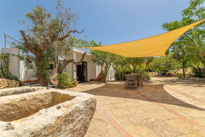 Location de vacances pour 10 personnes, avec jardin, animaux acceptés à Taviano - 4