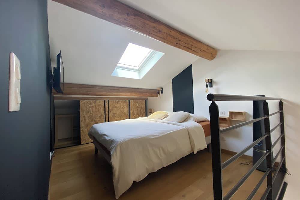 Coudignac 1891 in Lagnes, Parque natural regional del Luberon