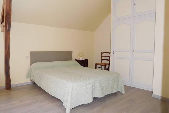 Gîte pour 7 personnes, avec jardin et piscine, animaux acceptés à Saint-Crépin-et-Carlucet - 2