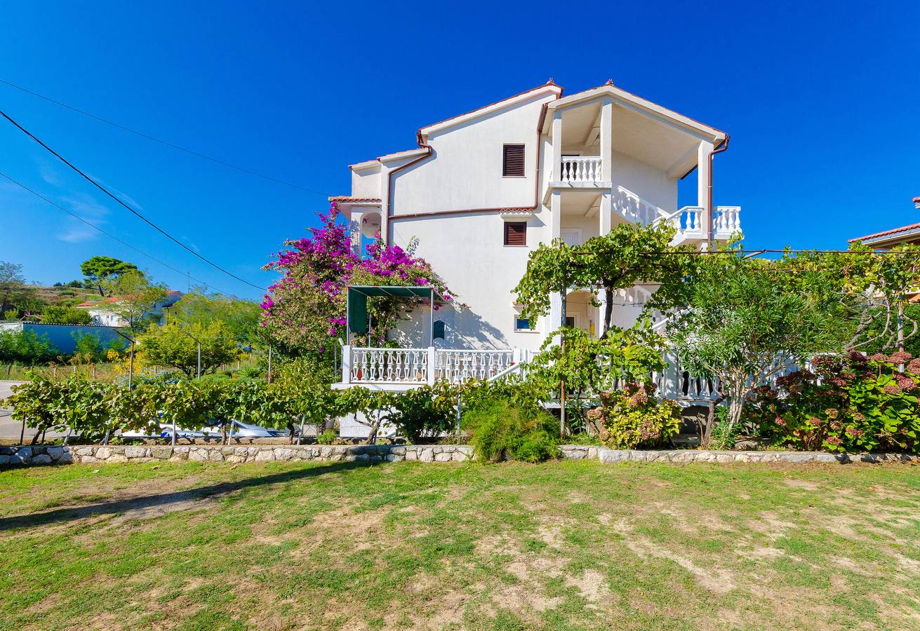 Apartamento entero, Apartments Ljubica J in Lopar, Rab