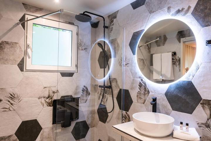 Hôtel pour 2 personnes, avec vue et jardin à La Chapelle-Saint-Mesmin - 4