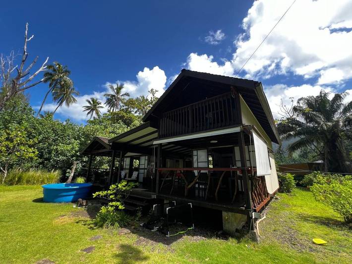 Location de vacances pour 7 personnes, avec vue et piscine ainsi que bassin pour enfant et jardin dans Teahupo'o - 3