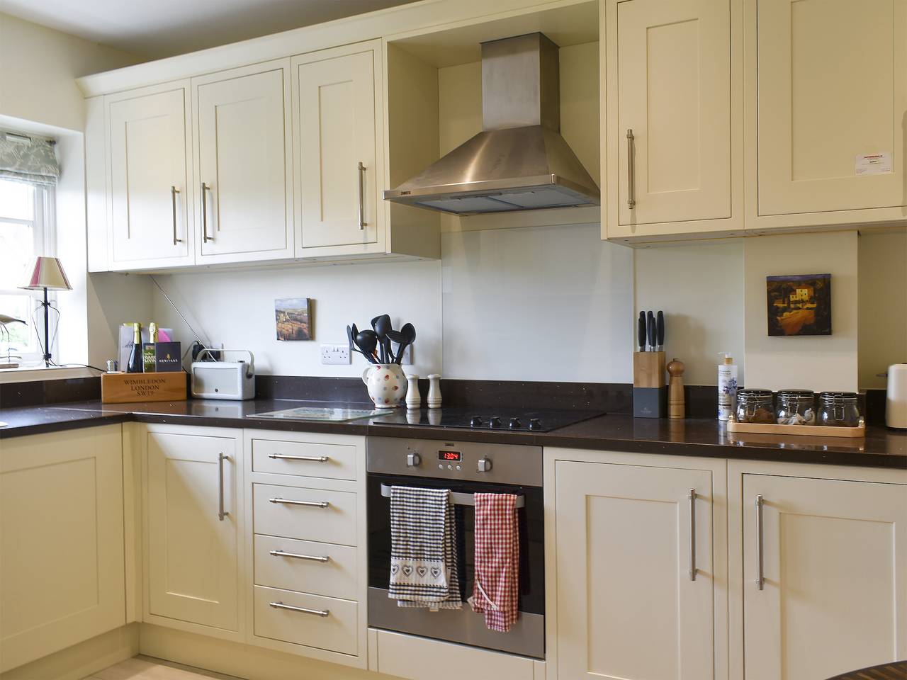 Crown Cottage in Horsted Keynes, West Sussex