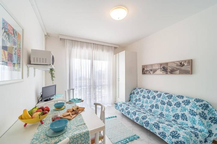 Monolocale per 3 persone, con Balcone/Terrazza a Lignano Sabbiadoro