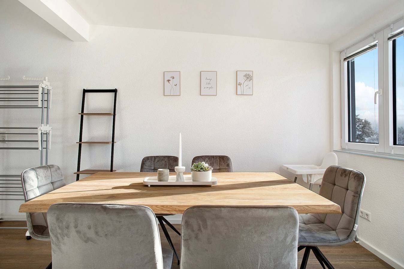 Apartamento entero, Apartamento 'Seeblick Und Doch Zentral' con vistas al lago y Wi-Fi in Friedrichshafen, Region Bodensee-Oberschwaben