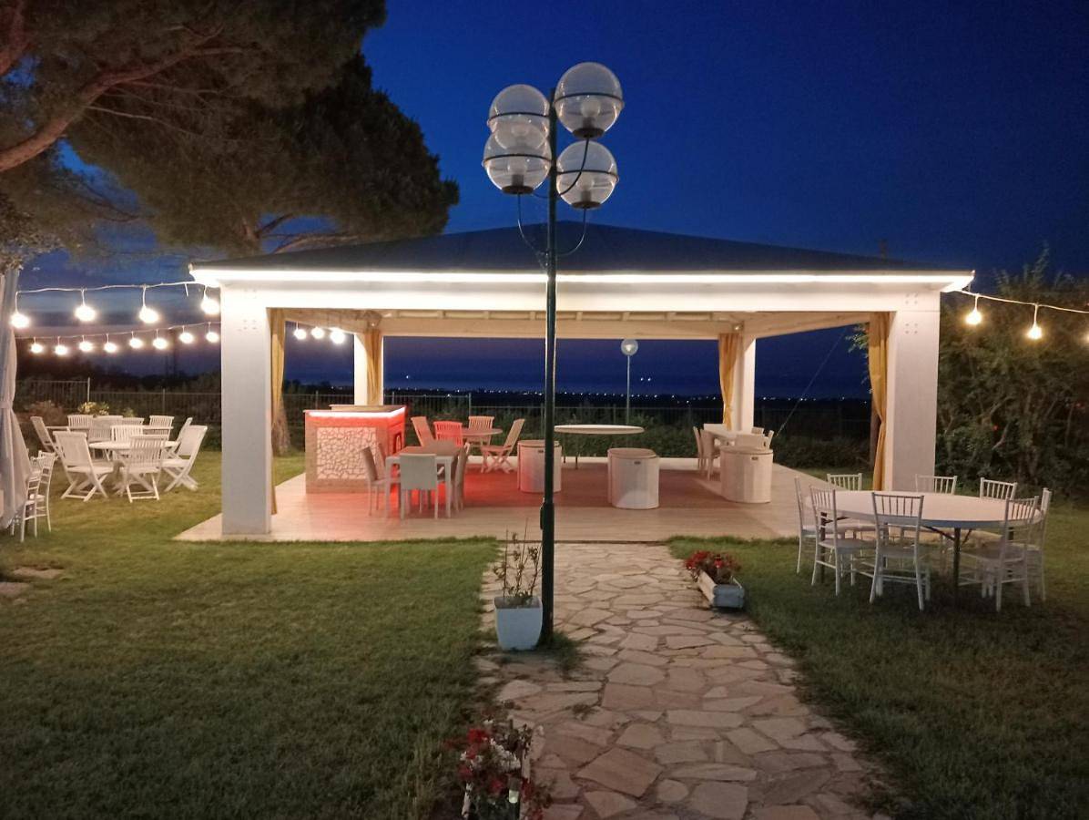 Country House Resort Villa Giardino degli Eventi in Fano (Comune), Valle del Metauro
