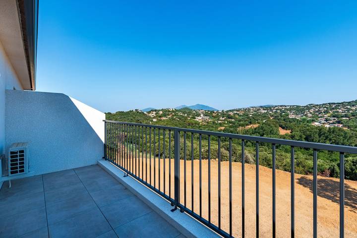 Appartement de vacances pour 4 personnes, avec jardin et balcon