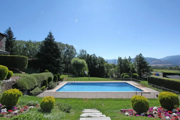 Casa de vacaciones para 8 personas, con piscina y jardín - 1
