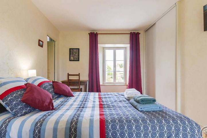 Gîte pour 3 personnes, avec jardin, animaux acceptés à Hauteville-la-Guichard - 2