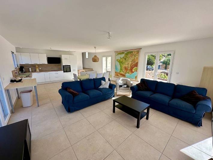 Casa de vacaciones para 8 personas, con terraza además de piscina y jardín - 1
