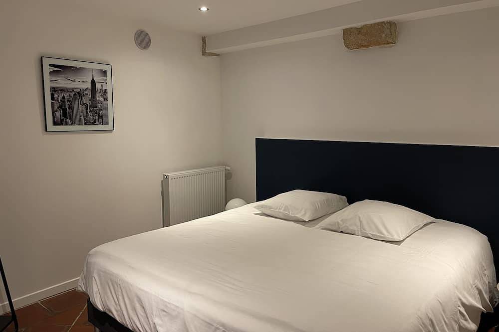 Apartamento entero, L'Atelier-Apartamento-Superior-Baño con ducha-Vista a la Ciudad in Auxerre, Auxerre region
