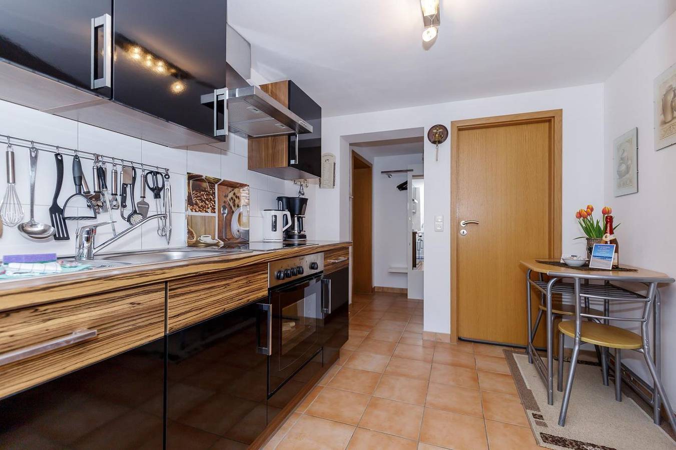 Ganze Wohnung, Schöne 2-Zimmer-Ferienwohnung mit Garten. in Kühlungsborn, Mecklenburgische Ostseeküste