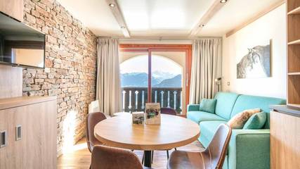 Gîte pour 5 personnes, avec piscine et terrasse, animaux acceptés à La Léchère