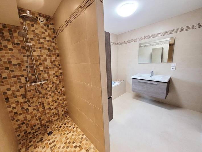 Location de vacances pour 15 personnes, avec jacuzzi et terrasse à Équilly - 3