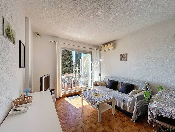 Gîte pour 4 personnes, avec terrasse dans Pramousquier - 2