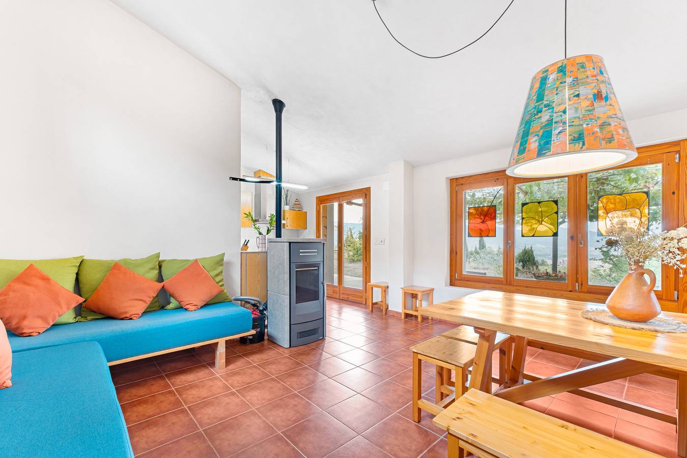 Landhaus 'Lluna' mit Bergblick, Gemeinschaftspool und Wi-Fi in Ibi, Alicante Binnenland