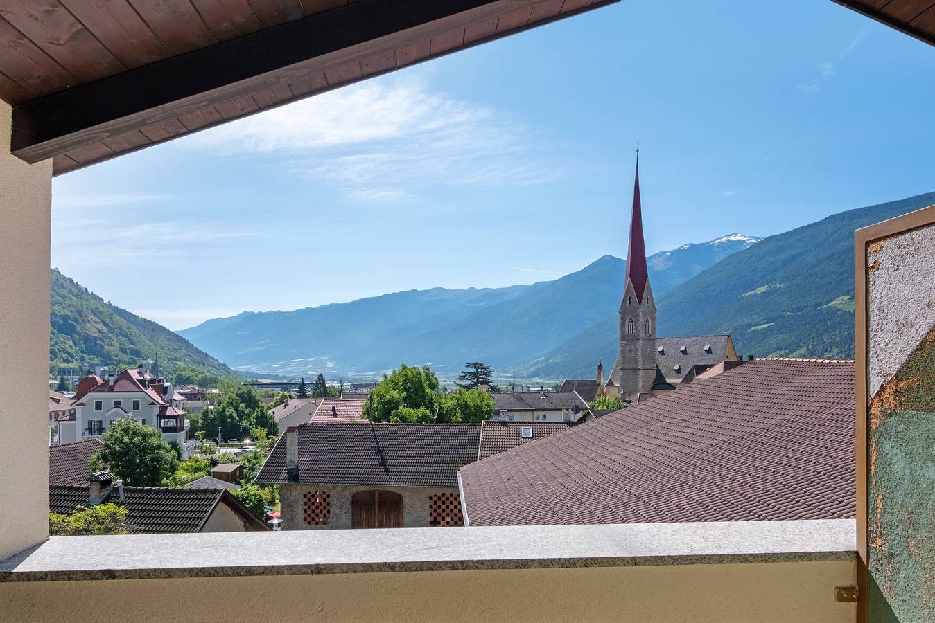 Ganze Wohnung, Ferienwohnung 'Schnatzhof Typ D12' mit Bergblick, Gemeinschaftspool und Wi-Fi in Schlanders, Nationalpark Stilfser Joch