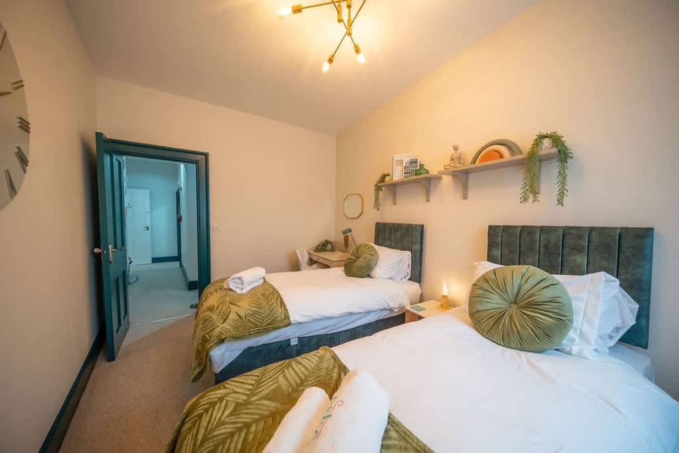 Appartement entier, 2 Bed Refurbished apartment  Parking  Pet Friendly in Gloucester (UK), Gloucestershire