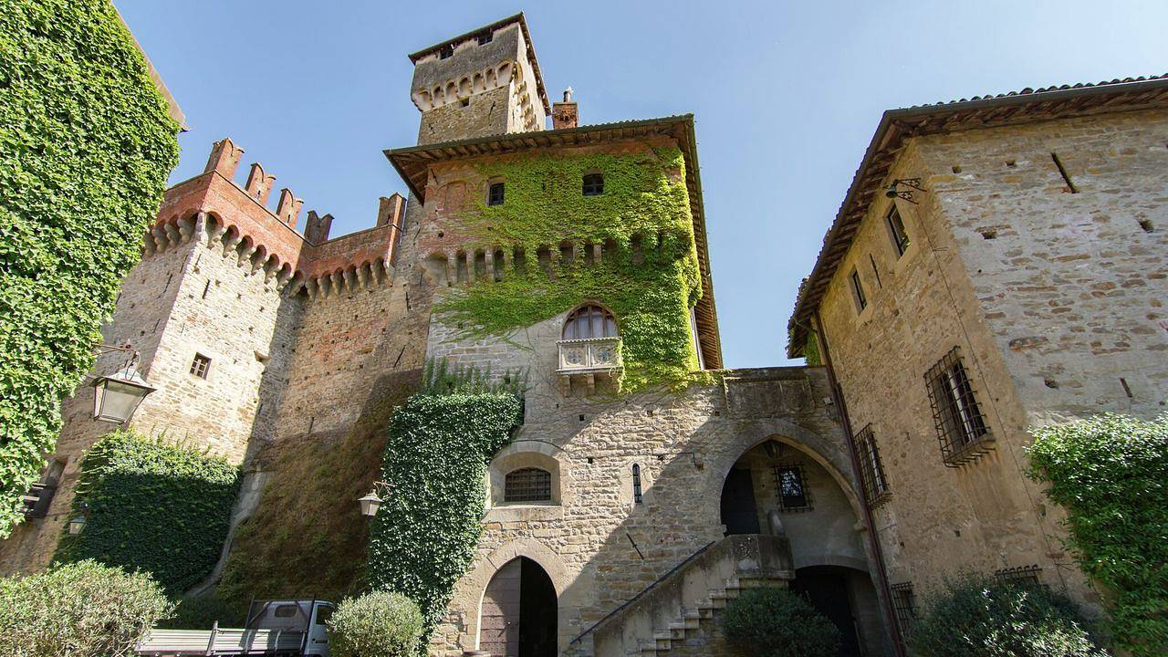 Schloss für 4 Personen (65 m²) in Tagliolo Monferrato in Tagliolo Monferrato, Alessandria Provinz