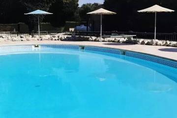 Camping für 6 Personen in Violès, Provence, Bild 2