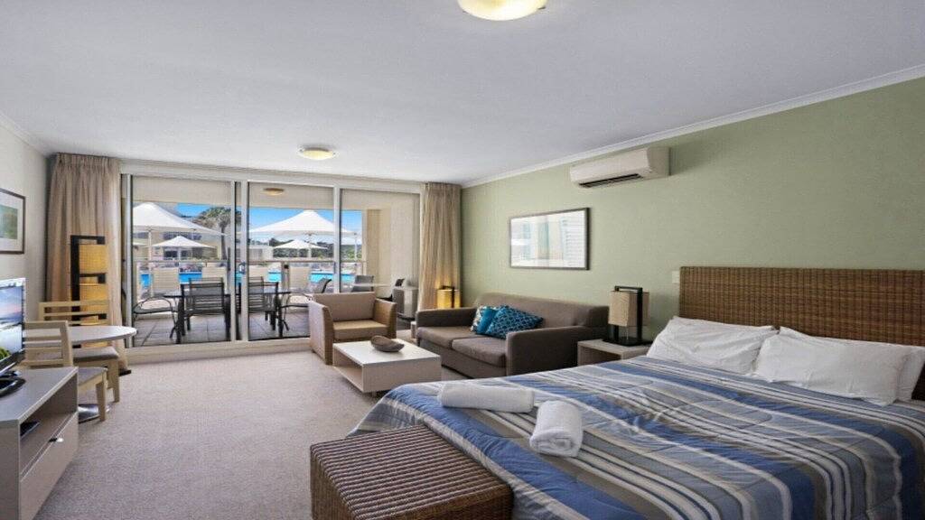 Seaside Escape - Ettalong Beach Resort in Ettalong Beach, New South Wales