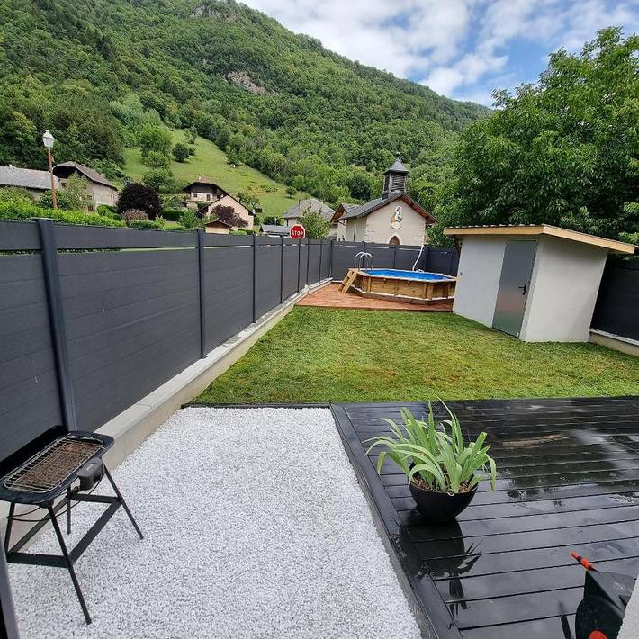 Location de vacances pour 8 personnes, avec piscine ainsi que vue et jardin dans Val-de-Chaise - 2