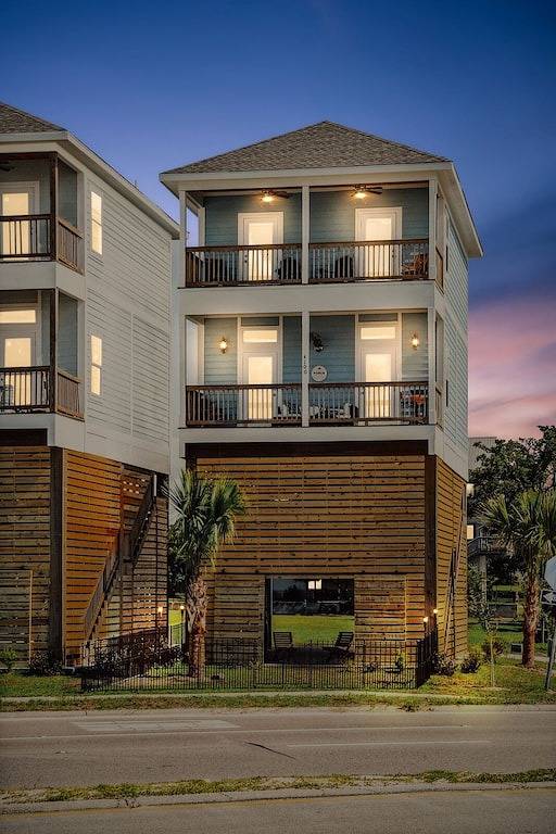 Vacation rental for 5 people, with balcony and yard in Gulfport